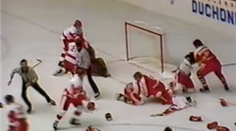 Pred 30 rokmi sa v Piešťanoch odohrala najväčšia hokejová bitka