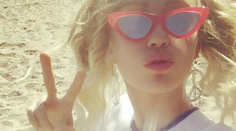 Fanúšikovia Miley Cyrus zúria. Aby sa nehnevali, oznámila veľkú novinu