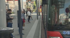 Autobus zastaví, ale vystúpiť nemôžete. Nové pravidlá na Slovensku pobúrili cestujúcich