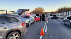 Zlodej v Česku ukradol auto, v ktorom sedelo dieťa. Nasledovala nebezpečná naháňačka