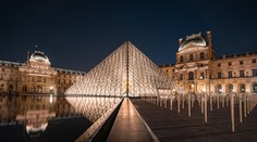 Parížsky Louvre po veľkej krádeži ostáva napokon zatvorený. Za vstupenky budú vracať peniaze