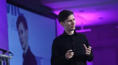 Šéfa Telegramu Durova obvinili. Má zákaz opustiť Francúzsko