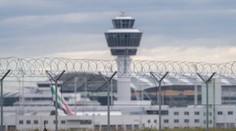 Peklo na mníchovskom letisku: Stovky cestujúcich uviazli v lietadlách