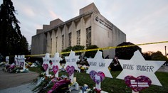 Muža, ktorý zabil v synagóge jedenásť židov, uznali vinným. Hrozí mu trest smrti