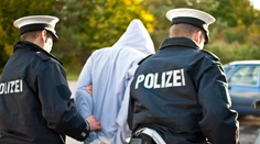 Nemecká polícia zatkla štvoricu, ktorá plánovala útoky na islamské ciele