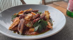 Do Chorvátska sa oplatí cestovať aj za fantastickou gastronómiou. Našli sme reštauráciu, kde varia aj Slováci