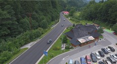 Na Donovaly natiahli nový asfaltový koberec, ale akosi nemá kto domaľovať čiary