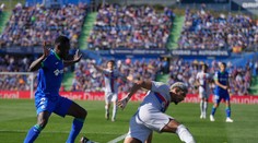 Barcelona napriek streleckému prepadáku stále vedie s náskokom. Atlético sa tlačí na Real