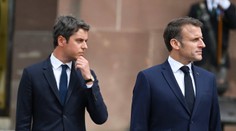 Francúzsky premiér Attal avizoval, že rezignuje. Macron ho žiada, aby ostal