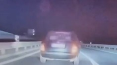 VIDEO: Šialená policajná naháňačka pri Nitre. Mladíka bez vodičáku zastavil až policajný výstrel