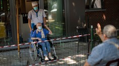 V domovoch seniorov sa začína situácia uvoľňovať. Má štyri fázy