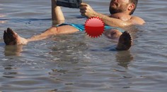 Telenovelový fešák ukázal foto z dovolenky: Čo mu to TAM vykúka?