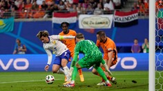 VIDEO: Zápas, ktorý mal všetko okrem gólov. Šláger medzi Holandskom a Francúzskom sa skončil nerozhodne