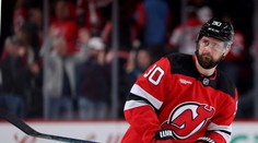 NHL: Tatar nebodoval pri víťazstve Devils, Tuch, Marner a Lehkonen s hetrikmi
