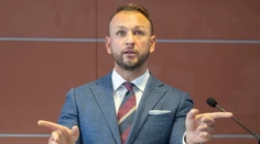 Šutaj Eštok tvrdí, že konsolidácia je nevyhnutná. Opozícia podľa neho neprináša relevantné návrhy na opatrenia