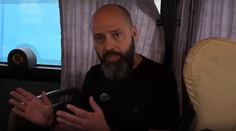 Prekvapenie na hraniciach. Štáb TV Markíza sa presunul z Ománu do Dubaja