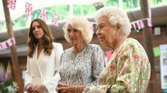 Veľká premiéra pre Kate: Po boku kráľovnej opäť zažiarila v bielom