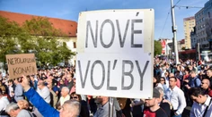 Protest v Bratislave: List od matky zavraždenej Martiny prečítala herečka Anna Šišková