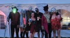 Nenápadná obec získala povesť Mekky sexu: Obyvatelia sa sťažujú na hluk vychádzajúci z areálu swingers festivalu