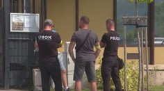 Hodiny výsluchov pred súdom. Mama, otec aj syn majú byť podľa polície zapojení do zločinov organizovanej skupiny