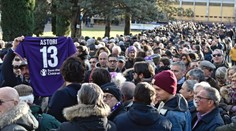 Florencia i hráči tamojšieho klubu z Fiorentiny sa rozlúčili so zosnulým Astorim