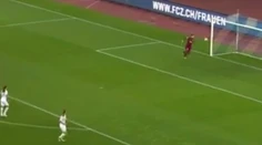Za toto by sa ani Karius nemusel hanbiť. V ženskej Lige majstrov padol úsmevný gól