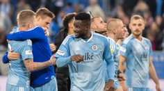 VIDEO: V šlágri kola Slovan predviedol rýchly obrat a znížil stratu na DAC. Trénerovi Weissovi vyšli striedania
