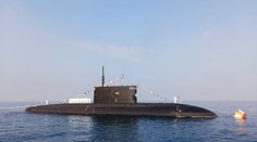 Ruská ponorka v Stredozemnom mori má vážnu poruchu. Plavidlu, ktoré je schopné niesť jadrové hlavice, hrozí výbuch