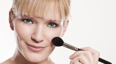 Máte po tridsiatke? Na tieto veci v líčení zabudnite!