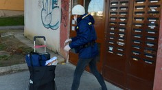 Reálna mzda najviac klesá poštárom. V tejto sfére zase platy rastú ešte viac než ceny v obchodoch