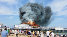 Britská 144-ročná historická pamiatka zhorela za hodinu do tla