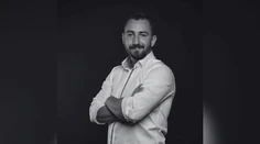 Len tri dni vedel, že čakajú druhé dieťa. Mladého politika Benjamína Schlesingera († 31) zradilo srdce