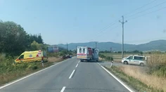 Pri Žiari nad Hronom sa čelne zrazila sanitka s autom. Zranilo sa päť ľudí