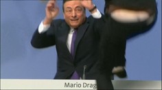 Mladá žena "zaútočila" na šéfa Európskej centrálnej banky