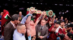 VIDEO: V dueli o šampióna WBA v superstrednej váhe bolo rozhodnuté už v 3. kole
