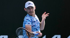 Australian Open: Kleinovi na postup nestačil ani „kanár“, ktorý uštedril súperovi. Slovák sa s turnajom lúči