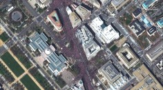 FOTO: Washington zažil najväčší protest mládeže od čias vojny vo Vietname