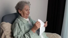 Nový podvod mieri na seniorov. Útočníci využívajú citlivú tému