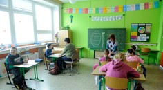 Psychológ je nepotrebný, deti sa majú obrátiť na kňaza. V Nemšovej má biskupstvo konflikt s riaditeľom školy a rodičmi