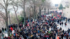 Pochod proti rasizmu po streľbe na Afričanov v Taliansku prilákal tisíce ľudí