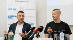 Často o nich počujeme, no vieme o nich minimum. Načreli sme do práce futbalových agentov