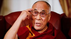Dalajlámu hospitalizovali kvôli infekcii v oblasti hrudníka