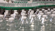 Výrobca ikonickej minerálky má veľké problémy. Vyhlásil bankrot