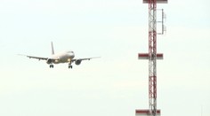 Pristávajúci airbus museli na poslednú chvíľu odkloniť. Ohrozoval ho dron