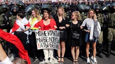 V Minsku aj ďalších bieloruských mestách to opäť vrelo