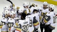 Boston Bruins s kapitánom Chárom vypadol z boja o Stanleyho pohár