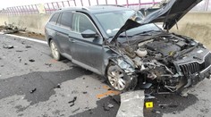 Na diaľnici pod Tatrami sa zrazili dve autá, jedného z vodičov prevážal vrtuľník