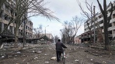 Putin nerešpektuje rozhodnutie súdu o zastavení vojny. Právnik hovorí, aké možnosti má OSN a či budú súdení aj vojaci, ktorí vraždia civilistov