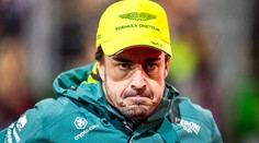 Skvelý Alonso v druhom tréningu vrátil úder. Verstappen nestačil ani na Russella