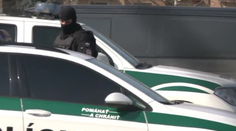 Veľká policajná razia na západe Slovenska. Primára zatkli pre viacero údajných úplatkov